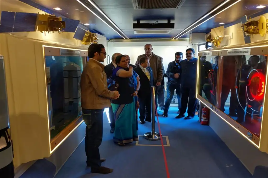 Image of Space on wheels