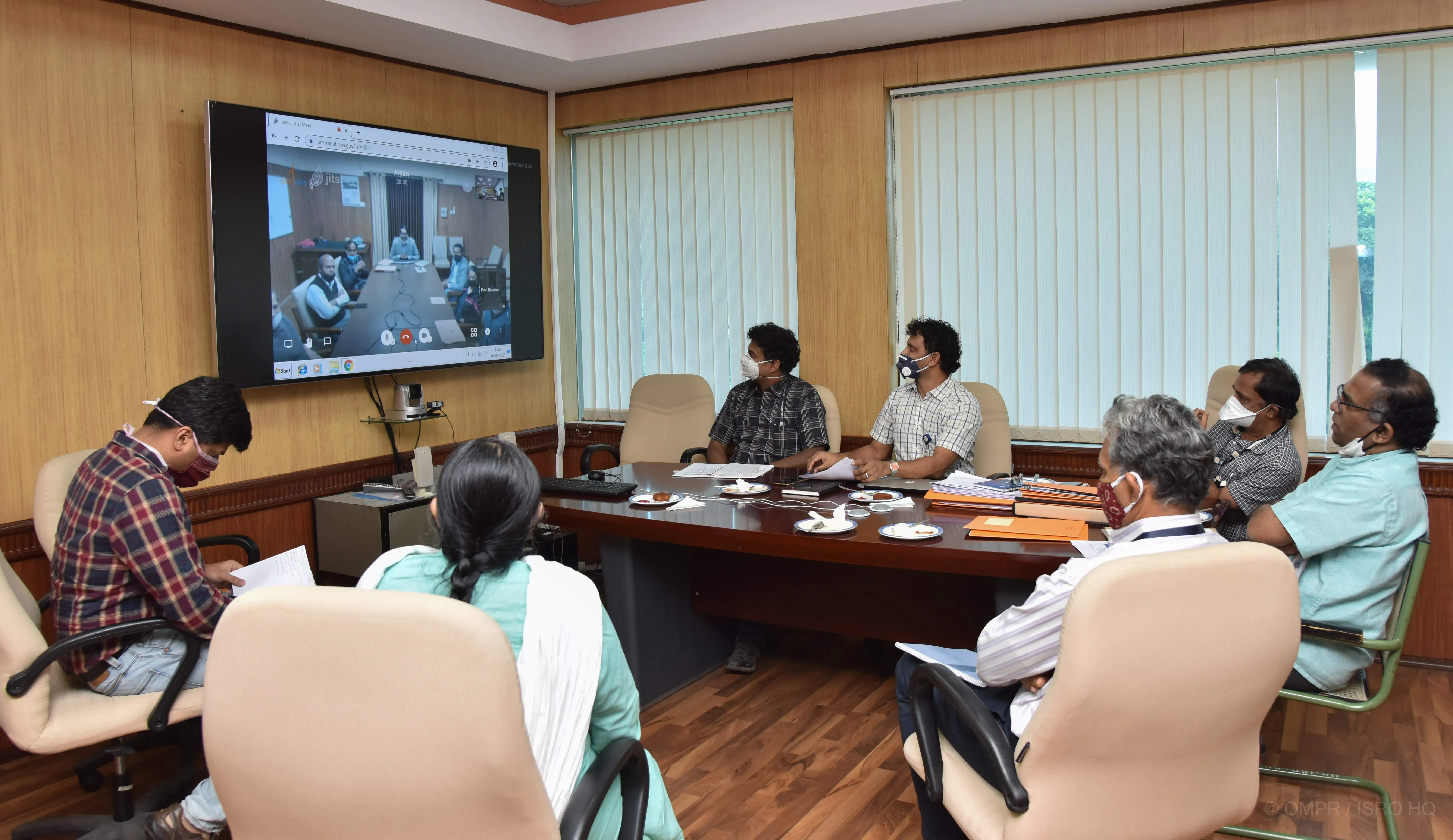 aries-isro-mou-photo1