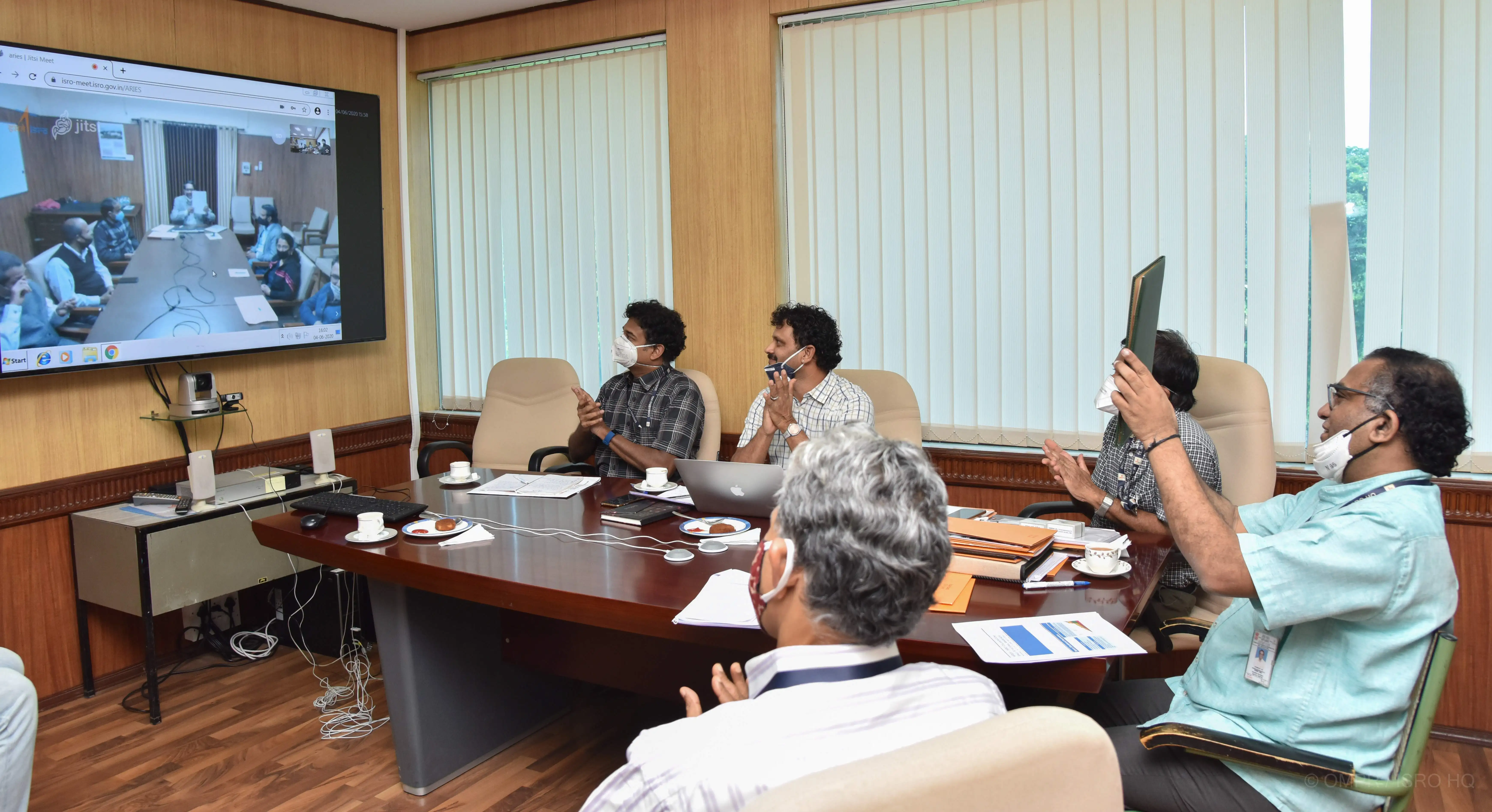 aries-isro-mou-photo3