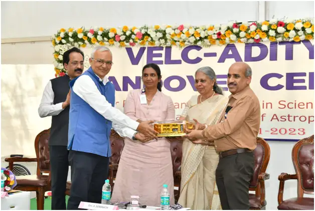 IIA hands over VELC payload to ISRO