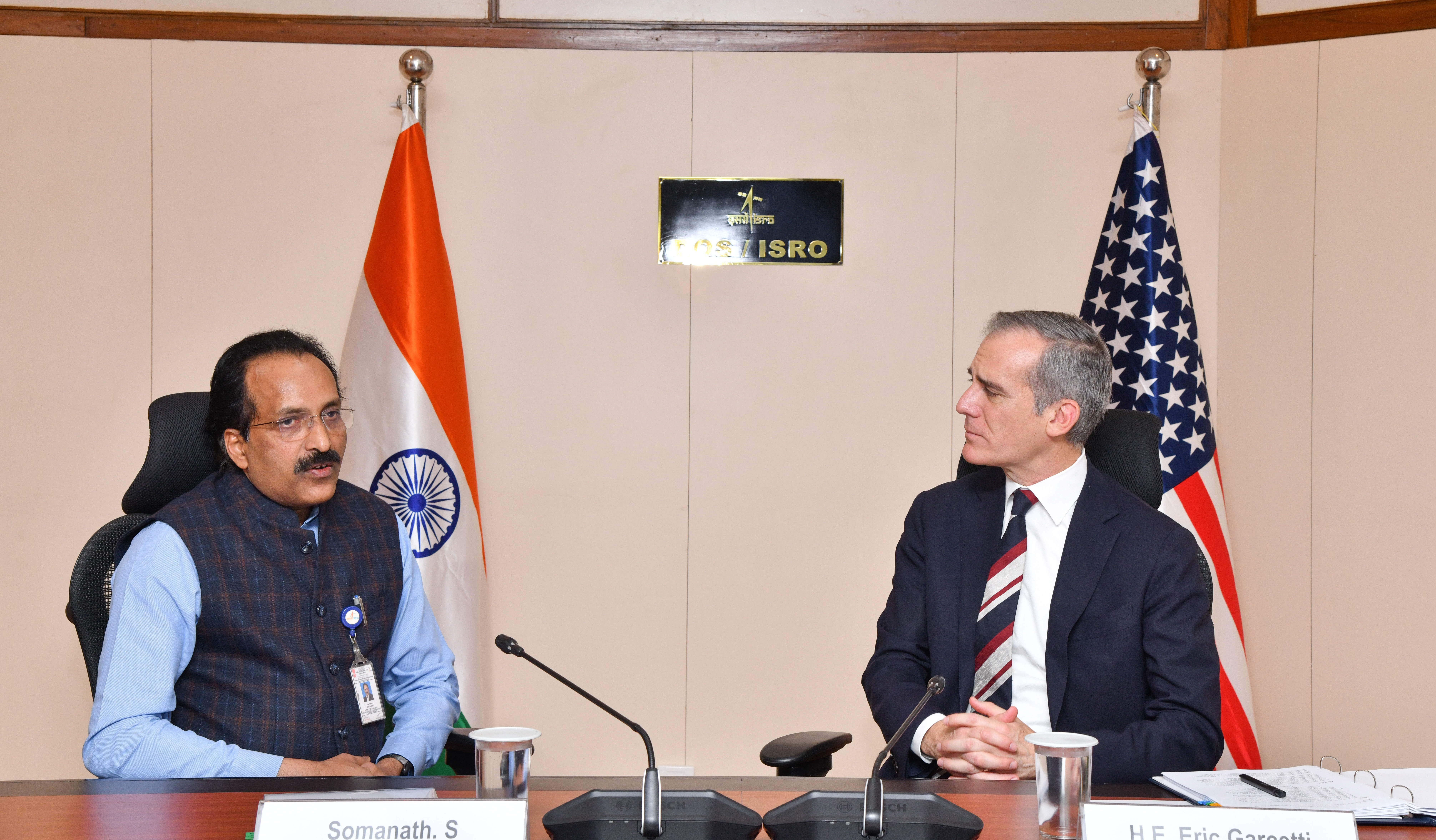 The Ambassador of the United States to India visited ISRO 