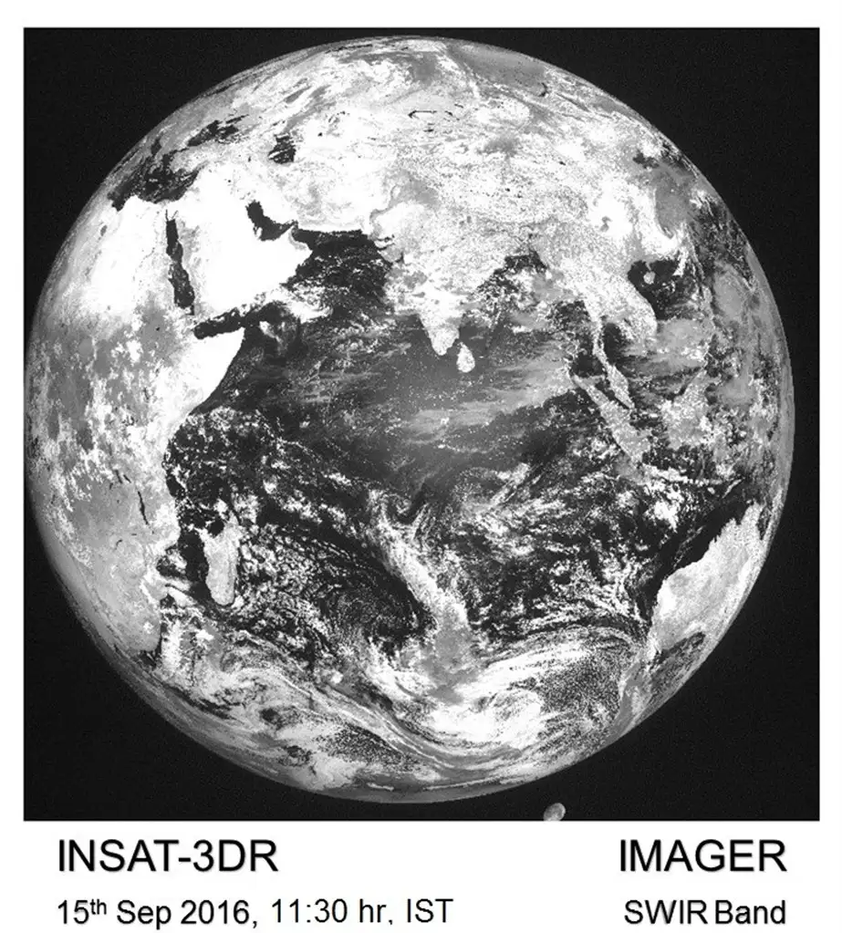 First Image from INSAT-3DR - SWIR Band