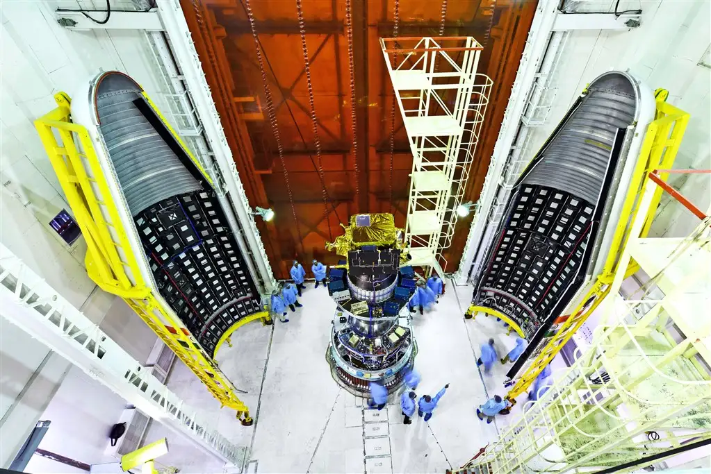 HysIS with 30 Co-passenger Satellites