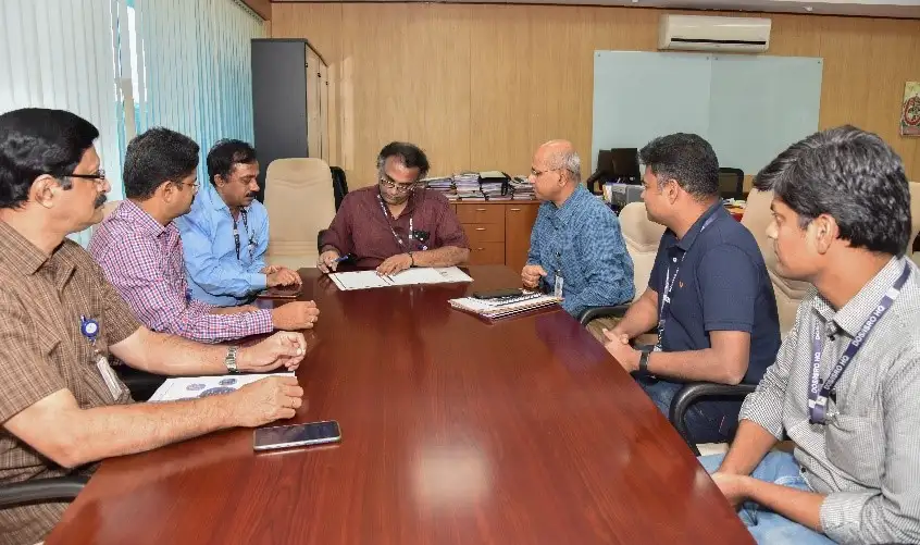 Mou wassigned by Mr.R.Umamaheswaran